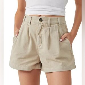 Free People Billie Chino Shorts - Size 10 - Almond Milk (color) - NWT